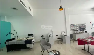 Espace commercial à Condado del Rey à louer