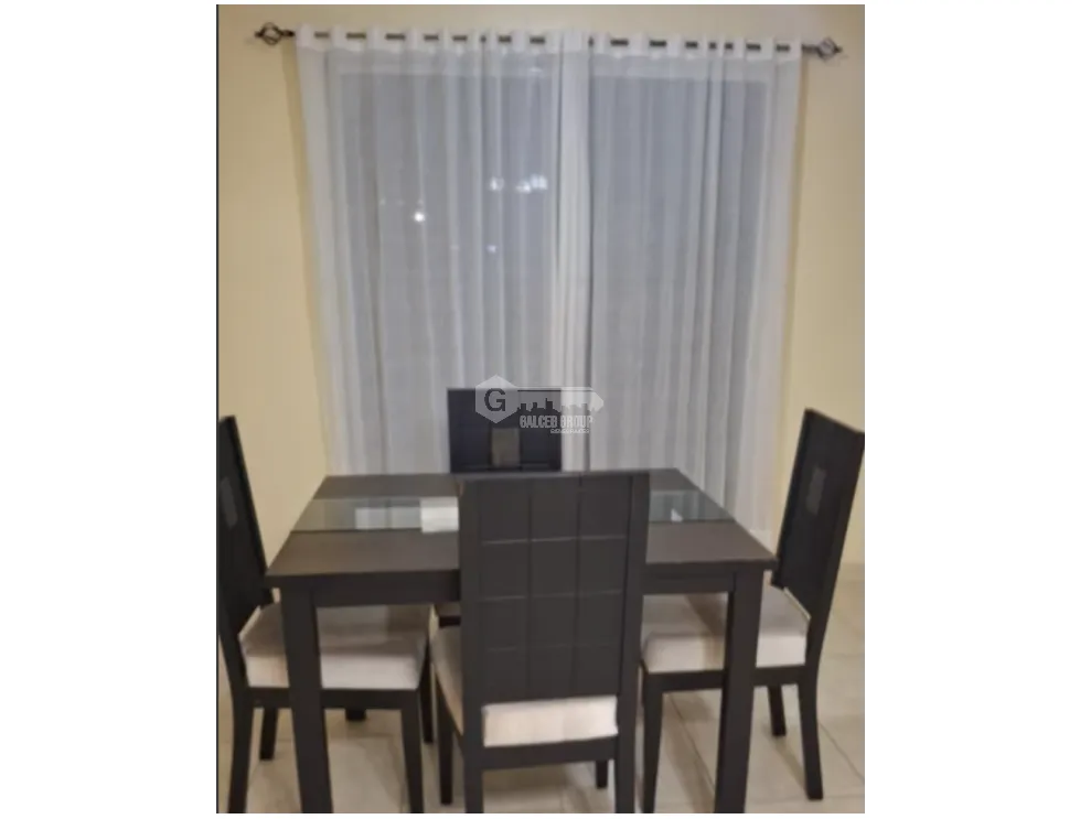 SE VENDE CASA EN CHORRERA LOS ALMENDROS DE 180M CON TERRAZA