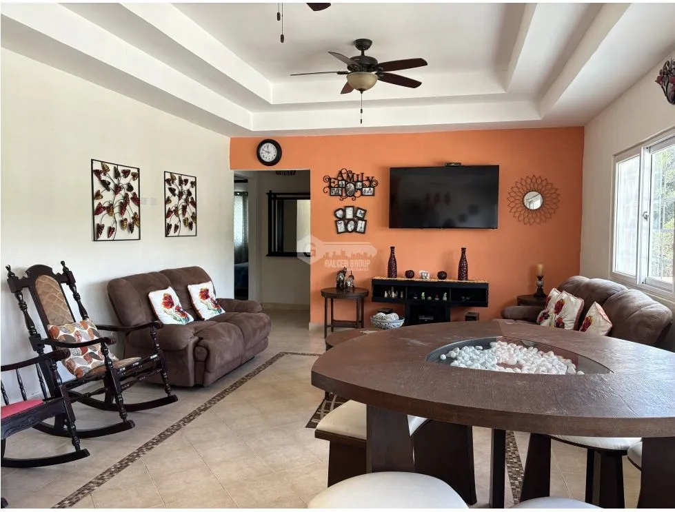 Single Family House for sale in San Carlos