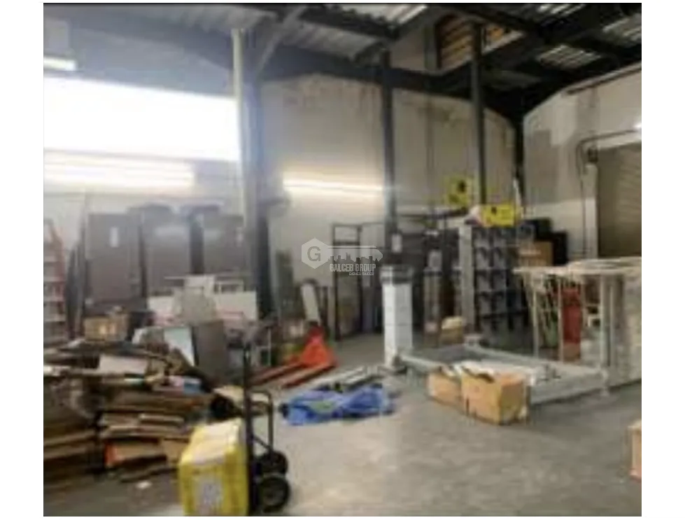 Warehouse for sale in San Miguelito