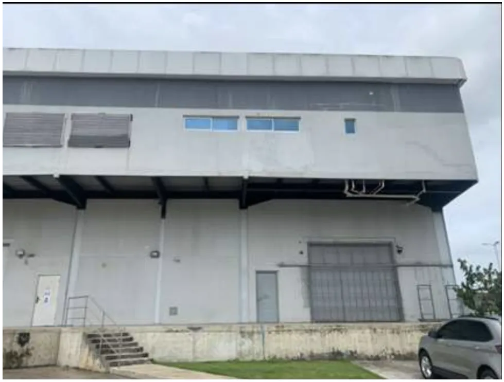 Warehouse for sale in San Miguelito
