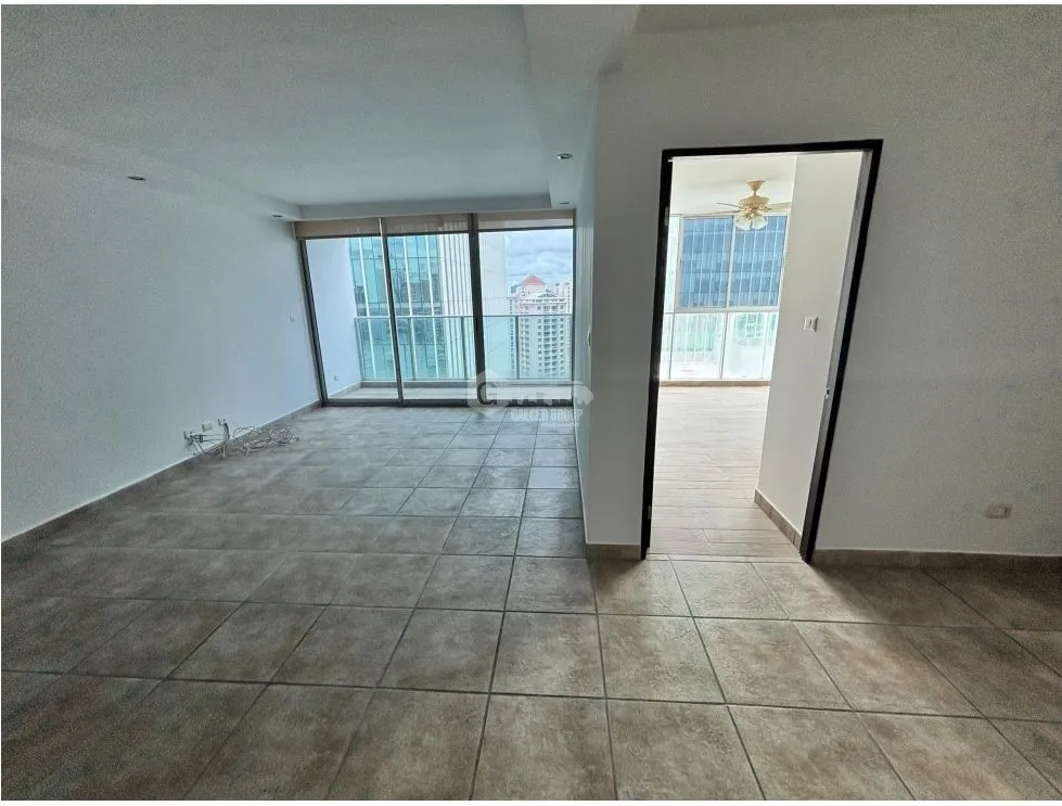 SE VENDE APARTAMENTO EN PAITILLA PACIFIC SEA 232M DE  2 NIVELES