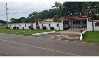 COCLE / 1472 M / 3 BEDROOMS / 2 BATHROOMS / NEAR RIVER / TERRACE