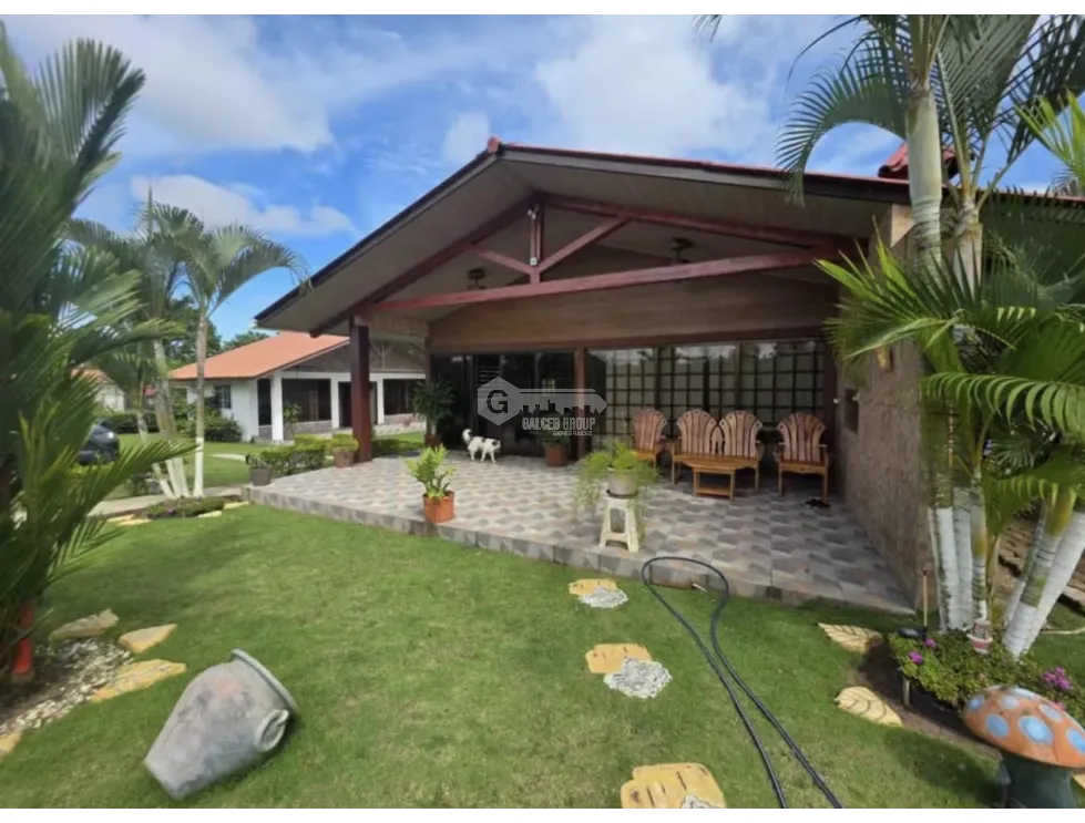 Villa for sale in Bella Vista
