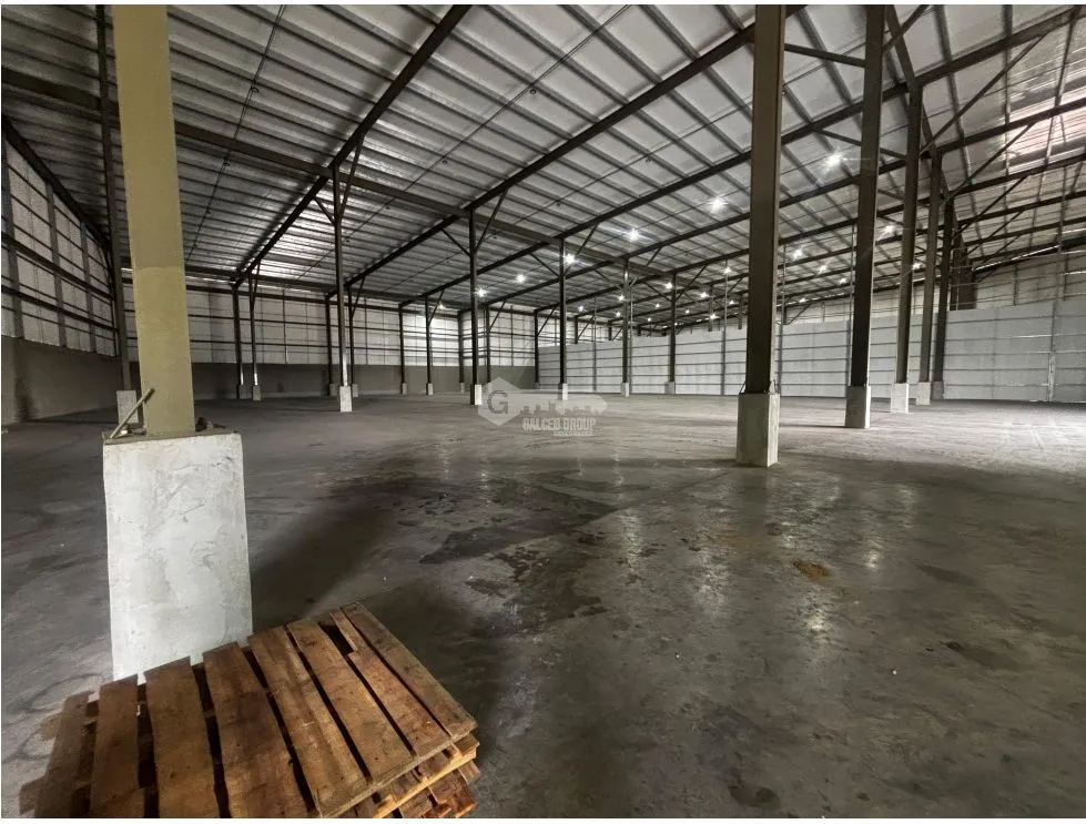 Warehouse for rent in Las Mananitas