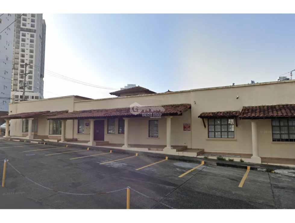 Building for sale in Via Porras