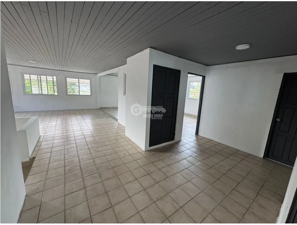 Commercial Space for rent in Villa Zaita
