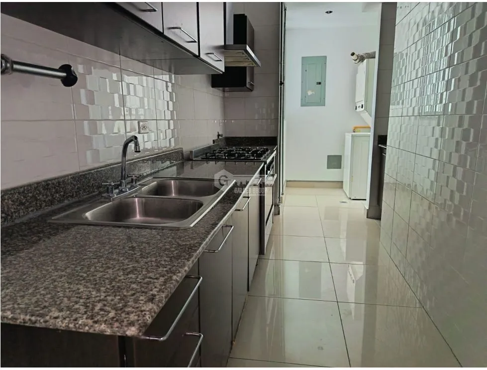BELLA VISTA / PH BELLE VIEW TOWER / 180M / 3 BEDROOMS / 2 PARKING