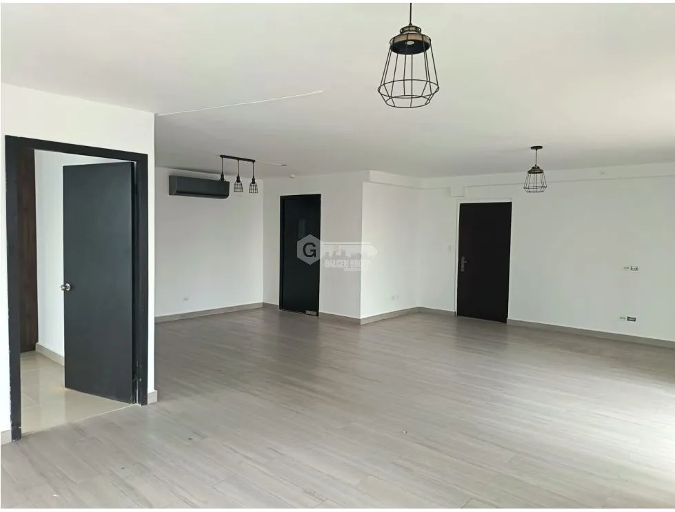 BELLA VISTA / PH BELLE VIEW TOWER / 180M / 3 BEDROOMS / 2 PARKING