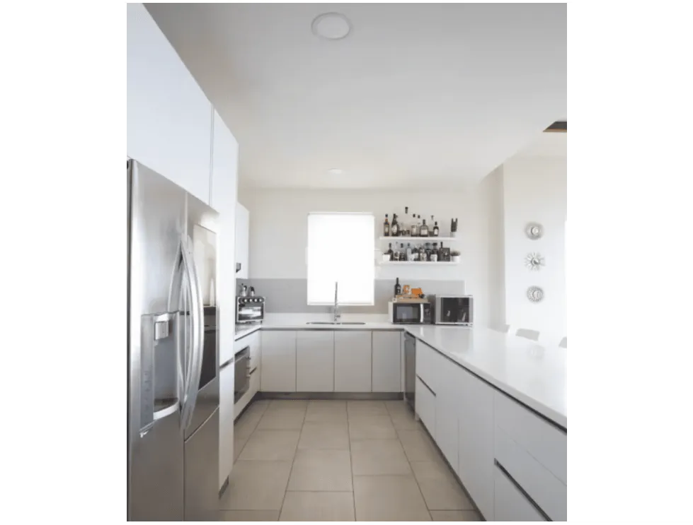 COLON / PLAYA ESCONDIDA / 225M / 3 HABITACION / 2 PARKING / BALCON