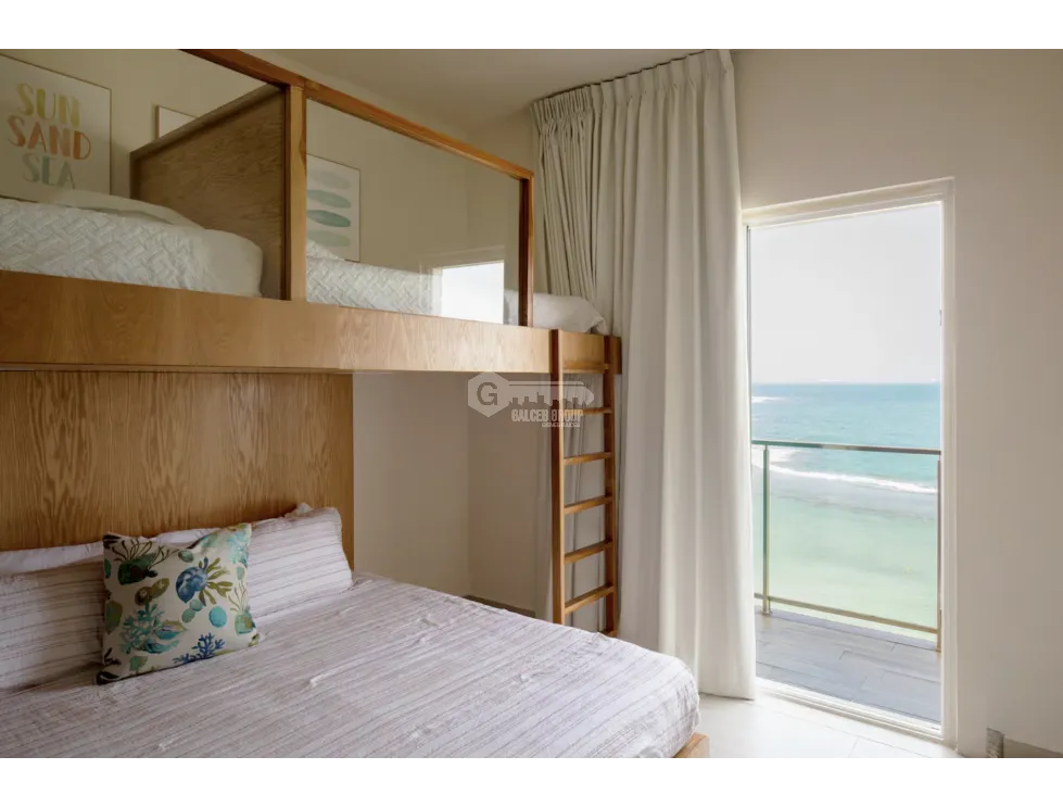 COLON / PLAYA ESCONDIDA / 225M / 3 HABITACION / 2 PARKING / BALCON