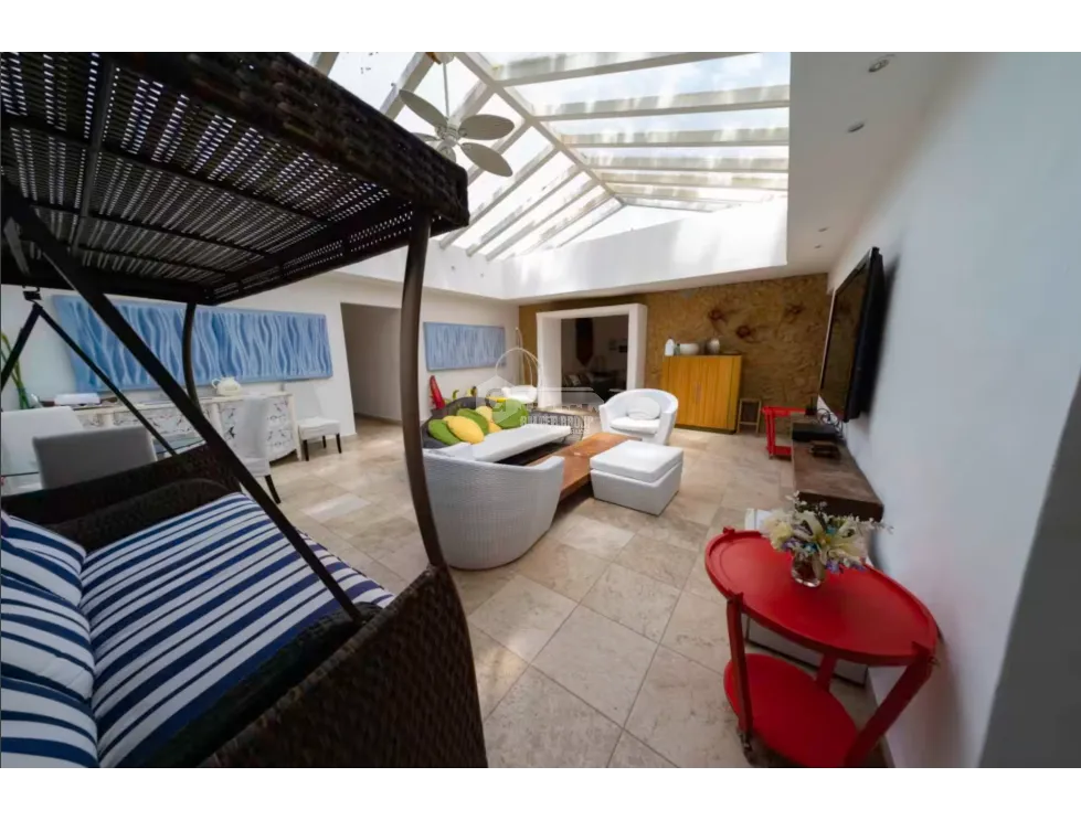 PUNTA BARCO / SAN JOSE / 6018M / 7 HABITACION / 5 PARKING / PISCINA