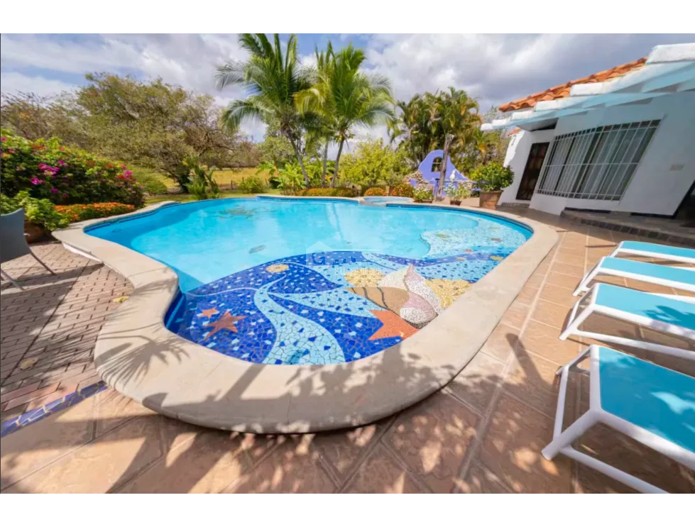 PUNTA BARCO / SAN JOSE / 6018M / 7 HABITACION / 5 PARKING / PISCINA