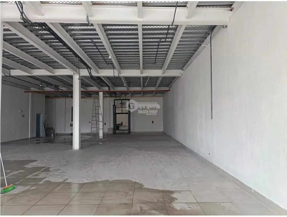 Warehouse for rent in Llano Bonito