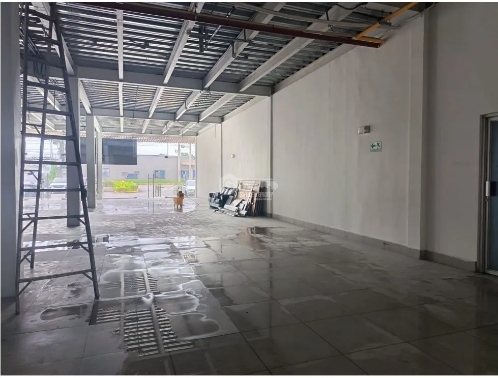 Warehouse for rent in Llano Bonito