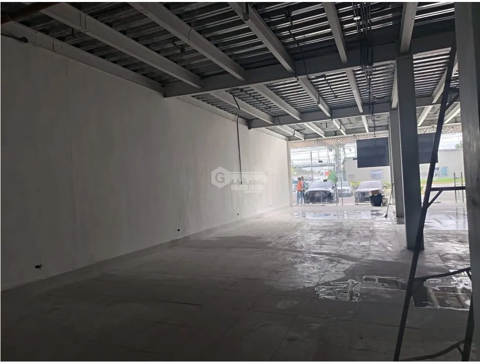Warehouse for rent in Llano Bonito