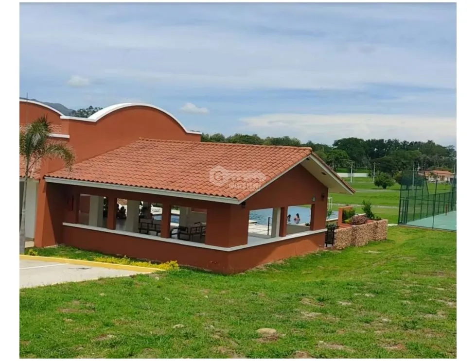CHAME / EL CELAJE / FLAT LOT / 708 M / AG