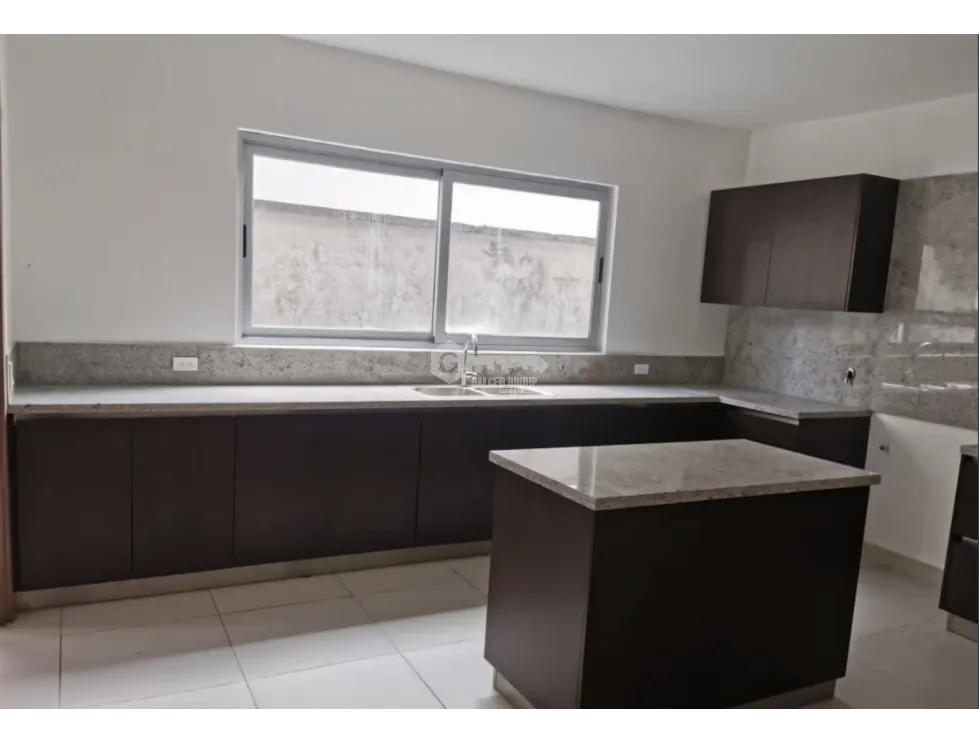 CONDADO DEL REY / ALTOS DEL PARQUE / 353M / 4 BEDROOM / BRAND NEW