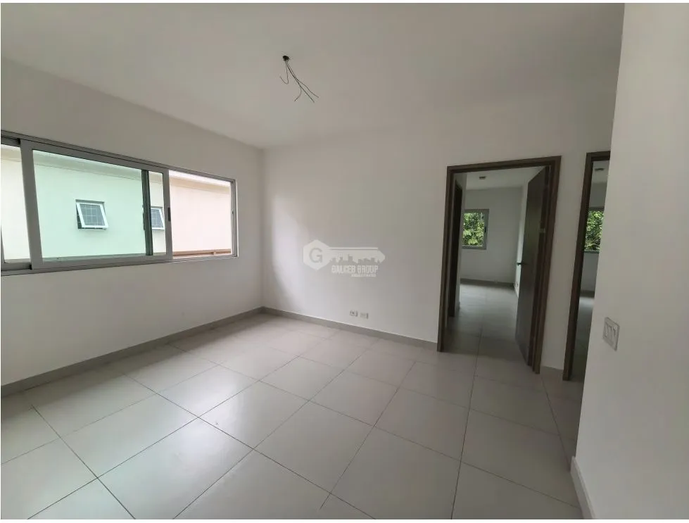 CONDADO DEL REY / ALTOS DEL PARQUE / 353M / 4 BEDROOM / BRAND NEW