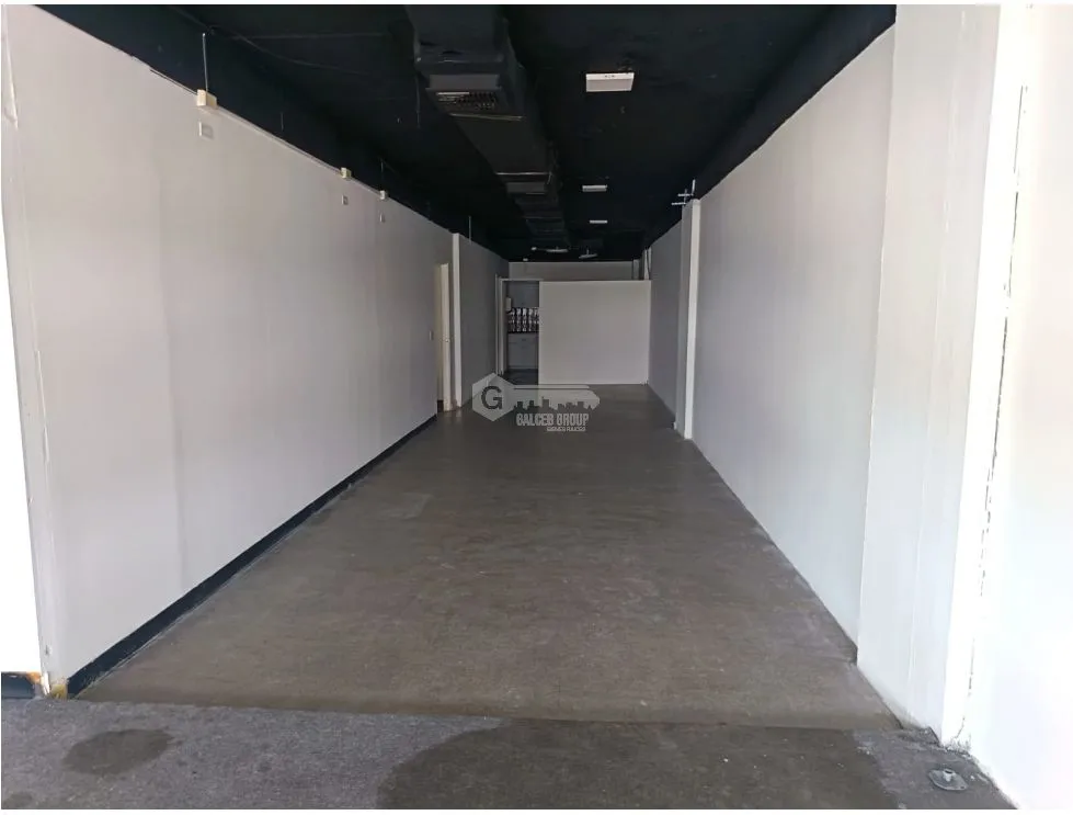 Espace commercial à Tumba Muerto à louer