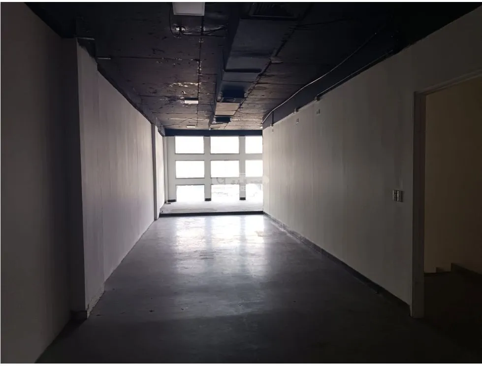 Espace commercial à Tumba Muerto à louer