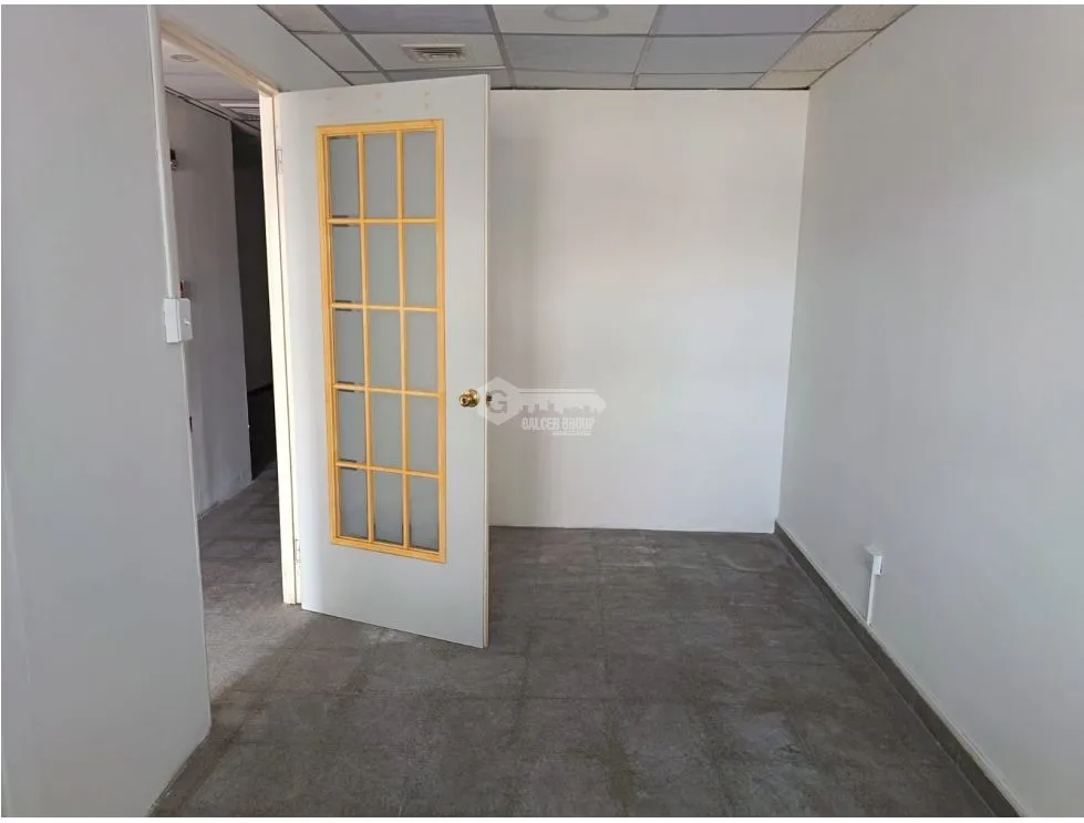 Espace commercial à Tumba Muerto à louer