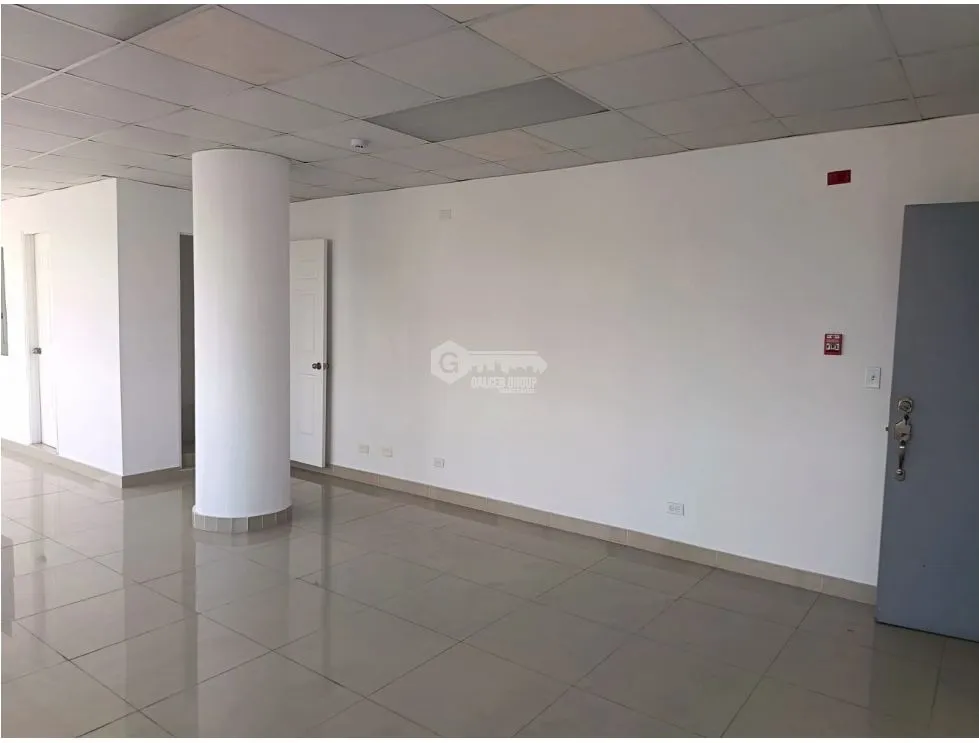 PLAZA SIGLO 21 / TUMBA MUERTO / 67M / OPEN FLOOR PLAN / STREET FRONTAGE