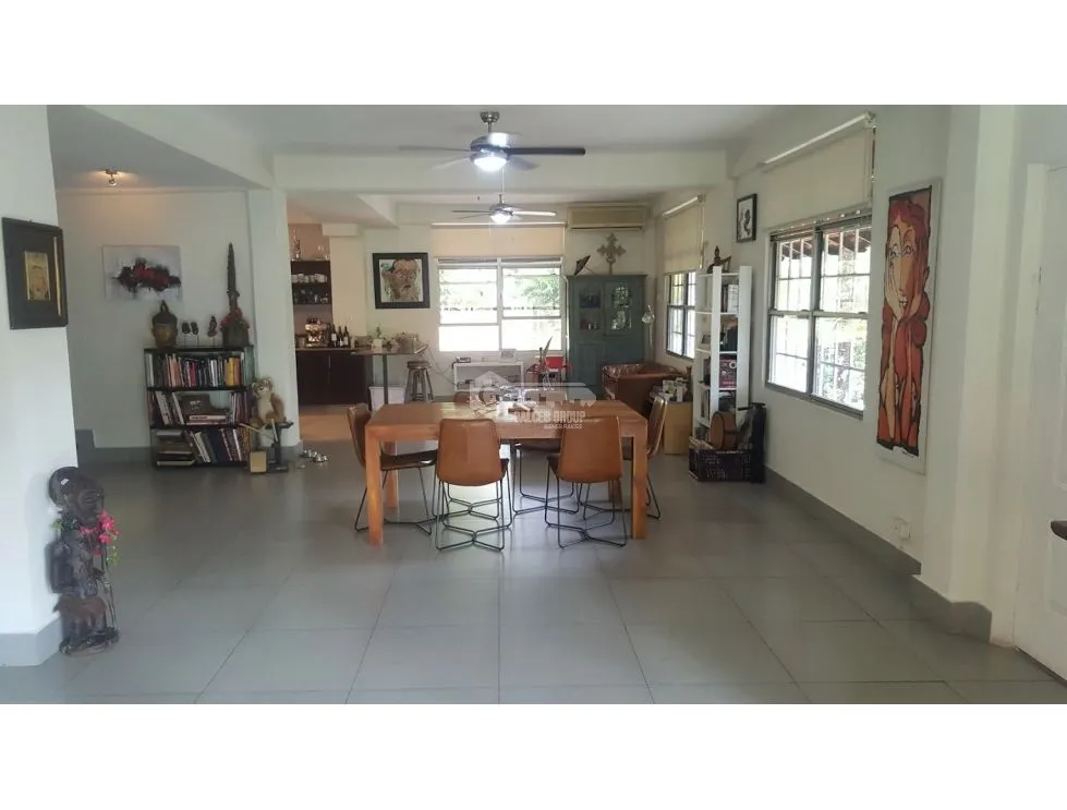 CLAYTON / 420M / 4 BEDROOMS / 3 LEVELS / 2 PARKING SPACES / TERRACE