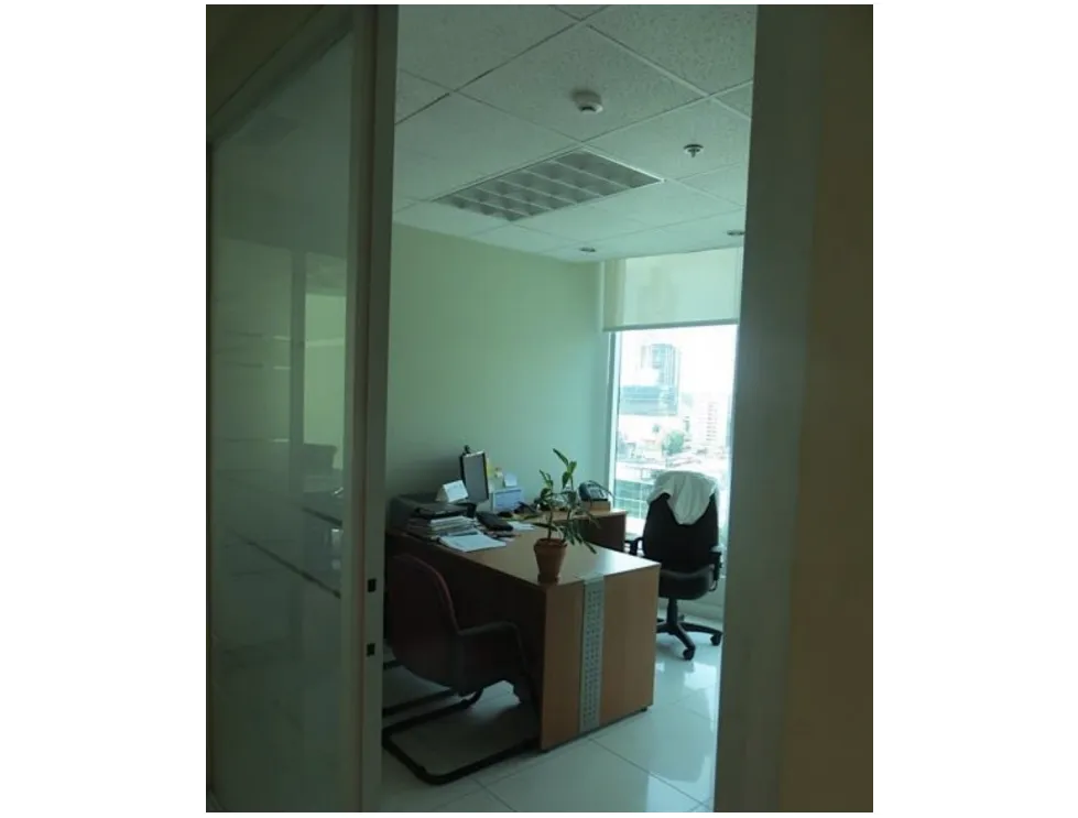 MARBELLA / OCEAN BUSINESS PLAZA / 186M / DIVISIBLE / 3 PARKING SPACES