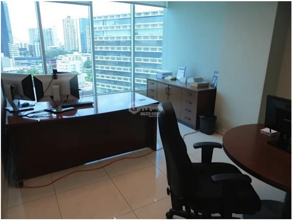 MARBELLA / OCEAN BUSINESS PLAZA / 186M / DIVISIBLE / 3 PARKING SPACES