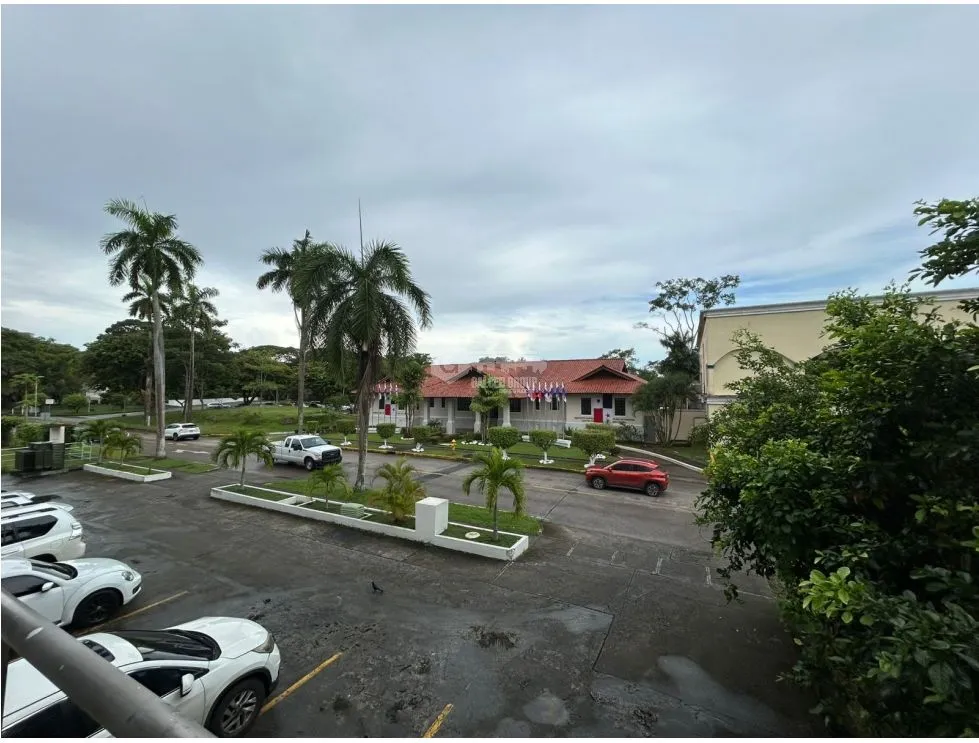 Espace commercial à Albrook à louer