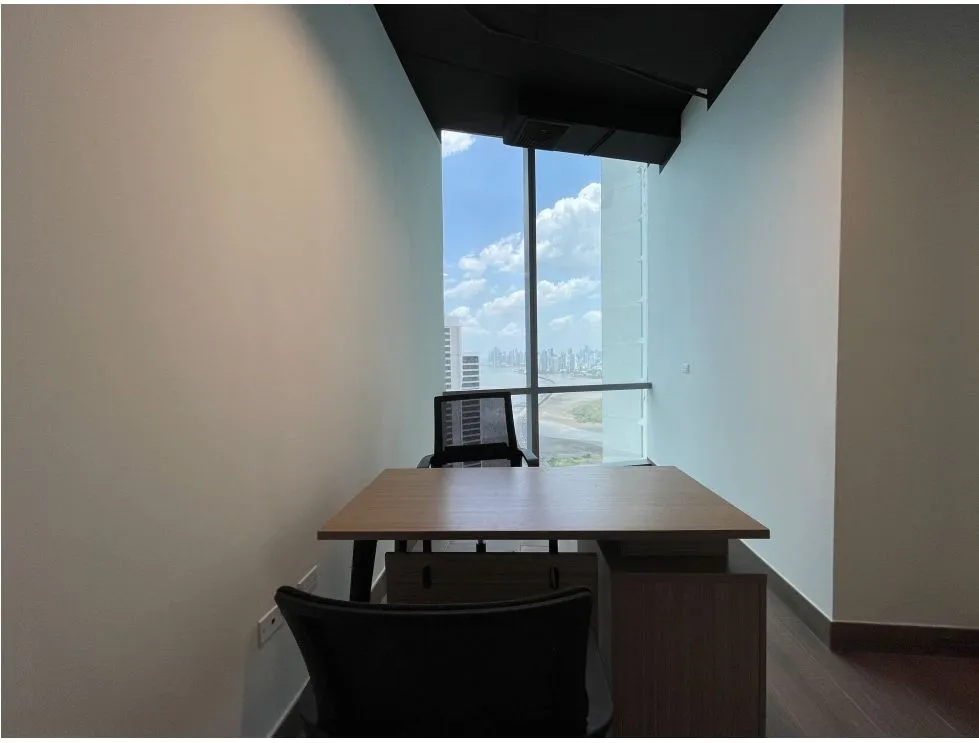 Office for rent in Costa del Este