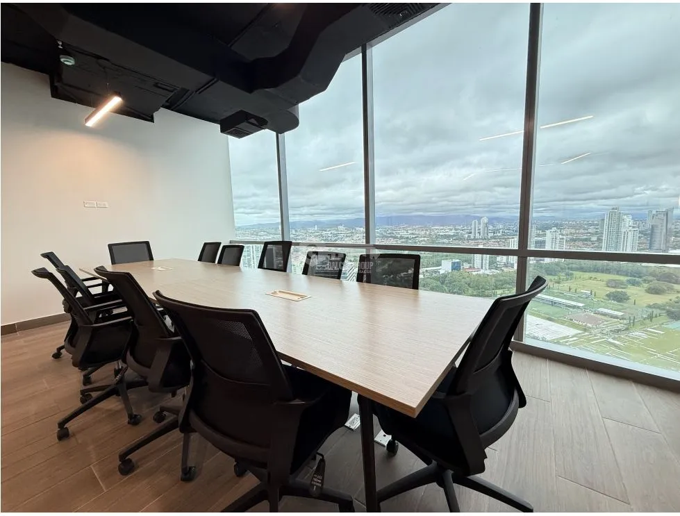 Office for rent in Costa del Este