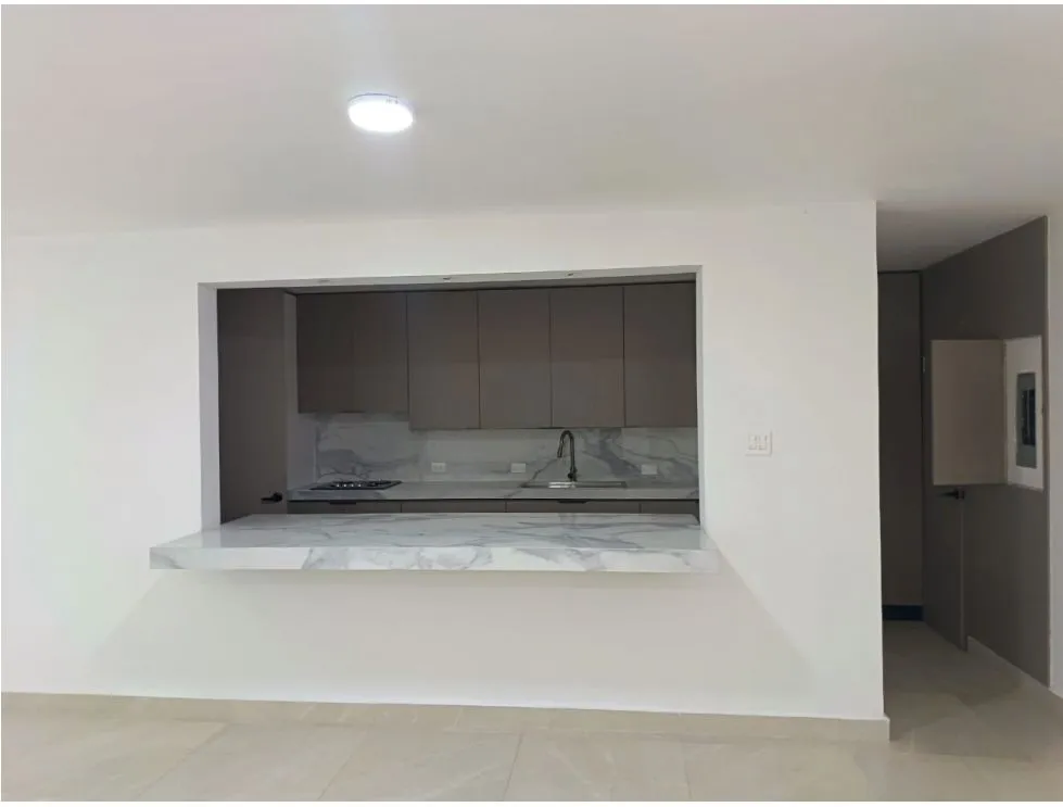 SAN FRANCISCO / LOS FLAMINGO / 228M / 4 BEDROOMS / 2 PARKING