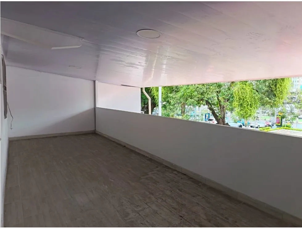 SAN FRANCISCO / LOS FLAMINGO / 228M / 4 BEDROOMS / 2 PARKING