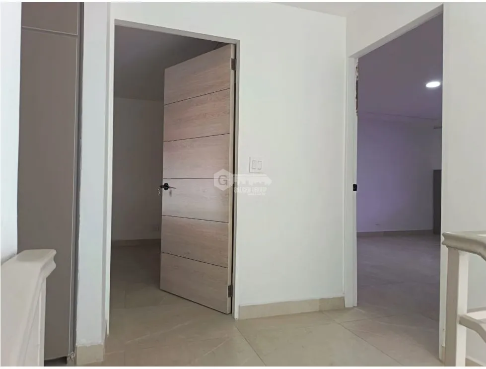 SAN FRANCISCO / LOS FLAMINGO / 228M / 4 BEDROOMS / 2 PARKING