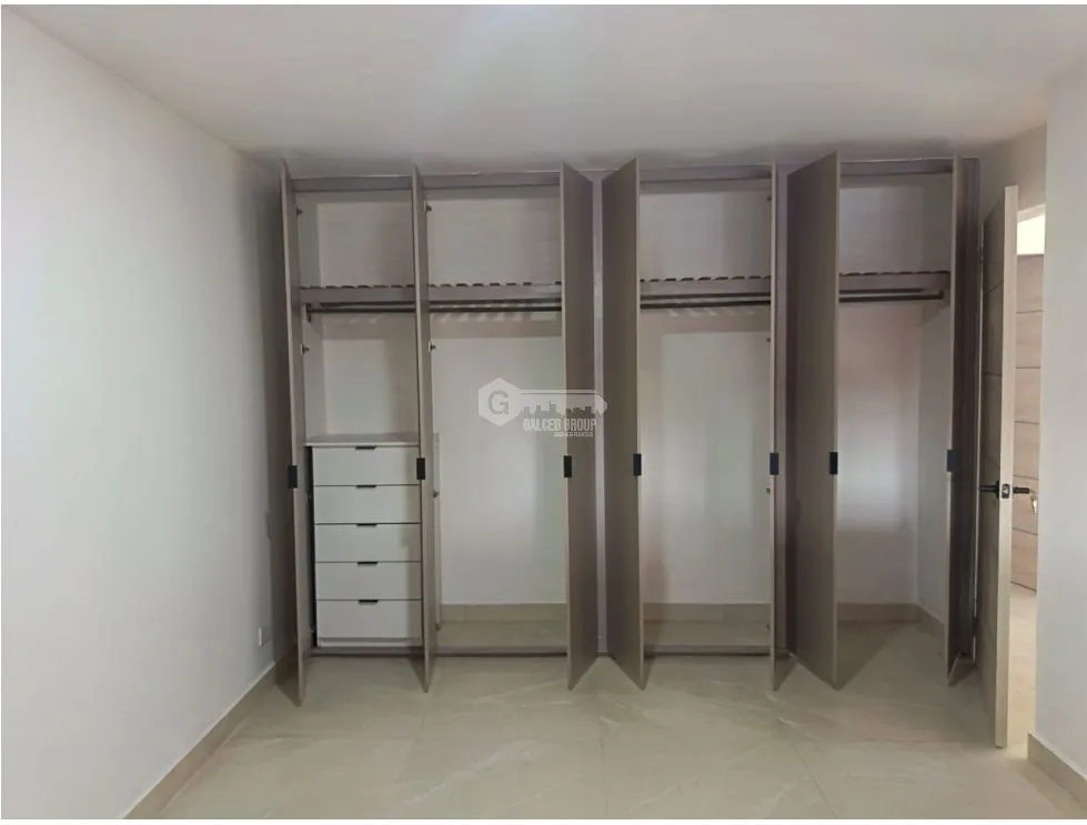 SAN FRANCISCO / LOS FLAMINGO / 228M / 4 BEDROOMS / 2 PARKING