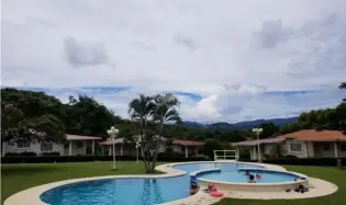 LAS LAJAS / CHAME / 215 M / 3 HABITACION  / PISCINA / AG