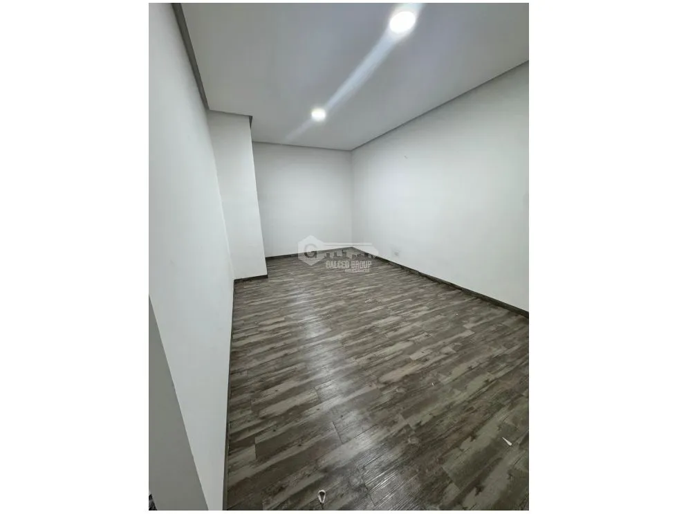 URBANIZACION DON BOSCO / 210M / 3 HABITACION / 1 PARKING / TERRAZA