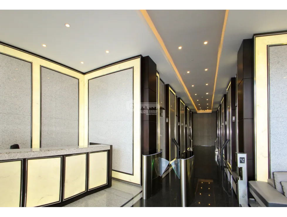 Office for sale in Tumba Muerto