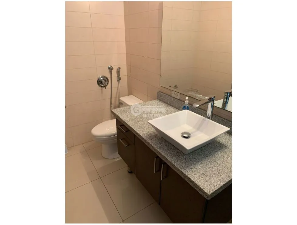 EL CANGREJO / VITRO LOFT / 98M / 1 HABITACION / 2 NIVELES / PISCINA