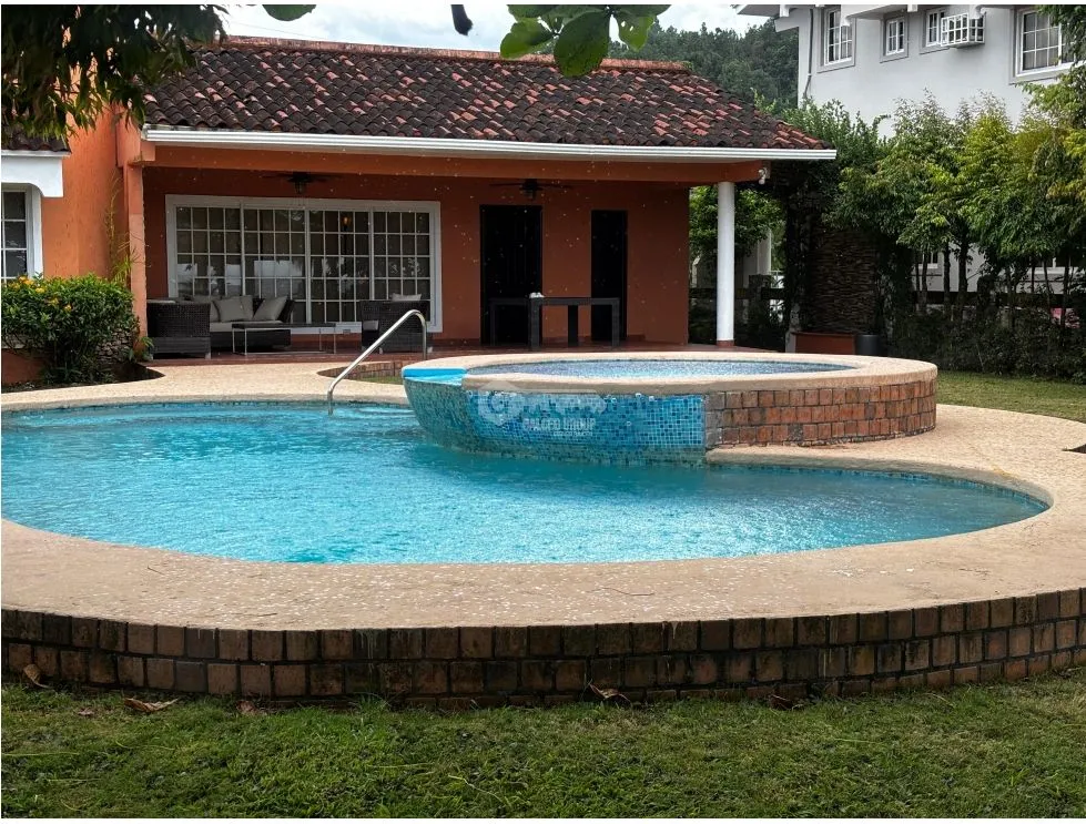 Maison unifamiliale à Colon à vendre