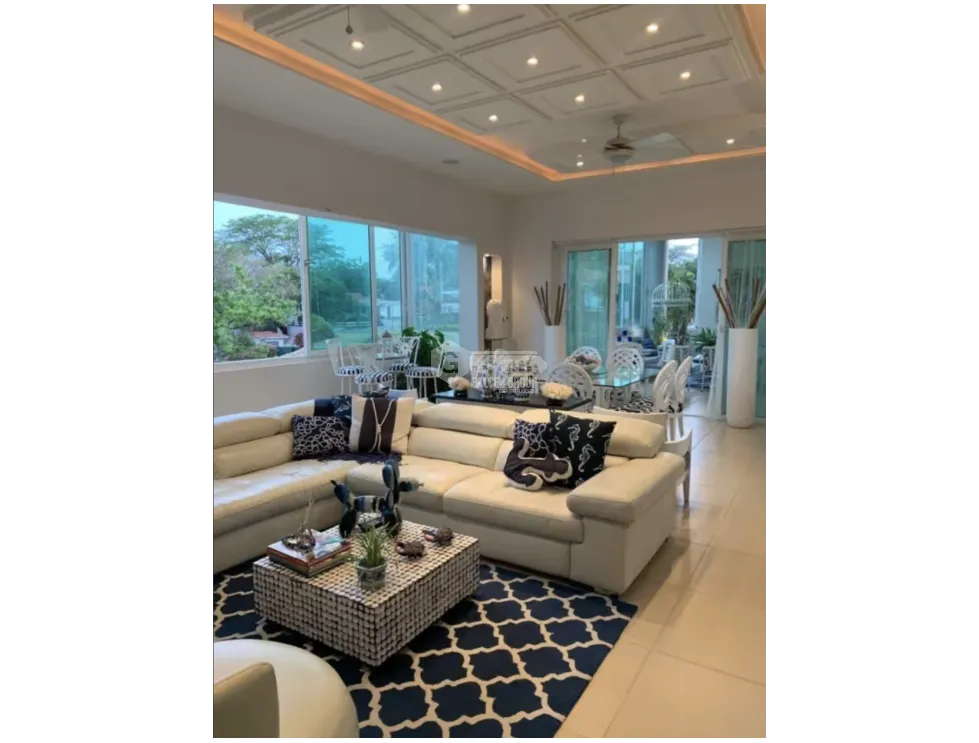 Single Family House for sale in Punta Barco