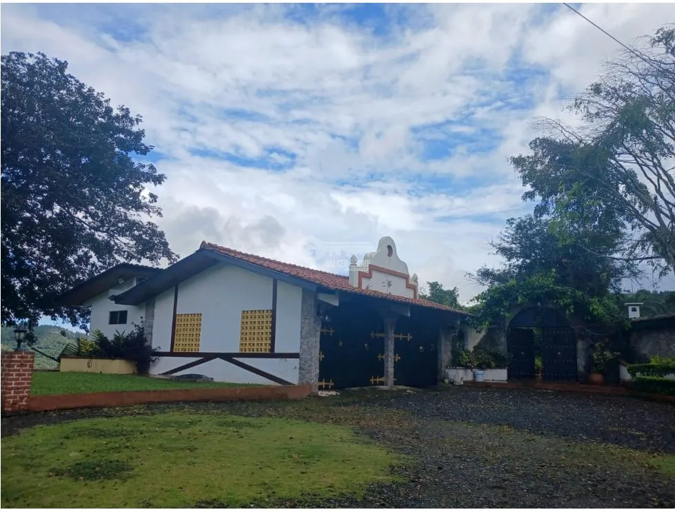 Maison unifamiliale à El Valle à vendre