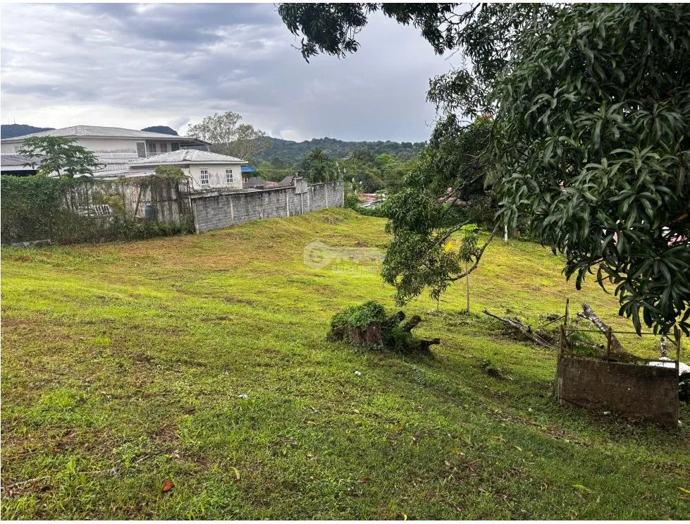 建筑很多 在 Villa Zaita 出售
