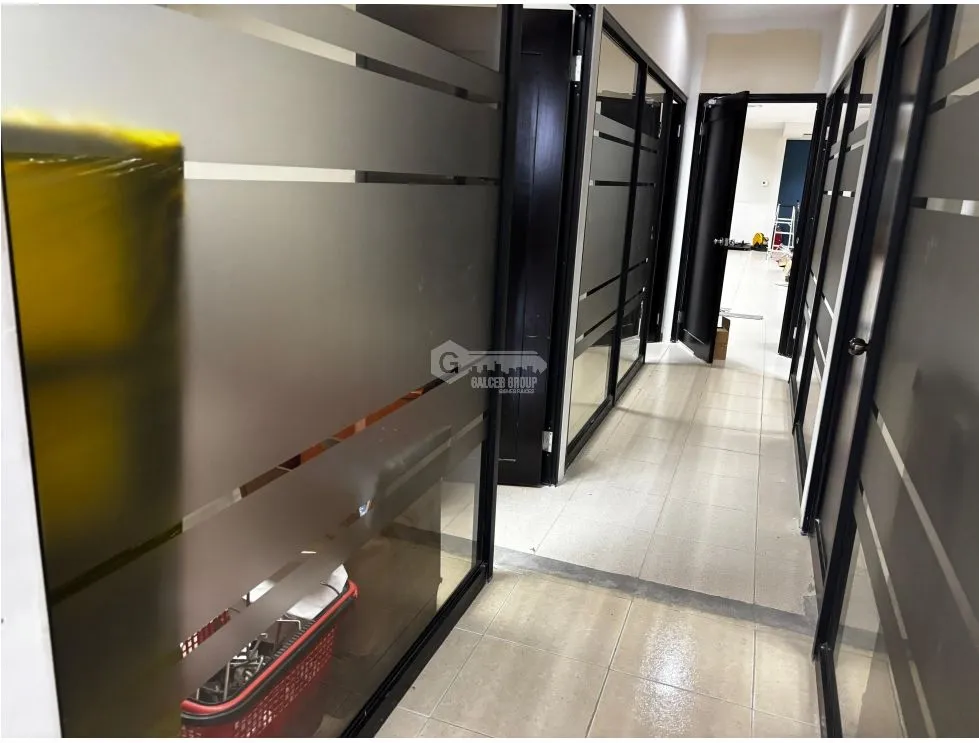 PLAZA EDISON / TUMBA MUERTO / 306M / 2 NIVELES / VACIO / SOBRE VIA