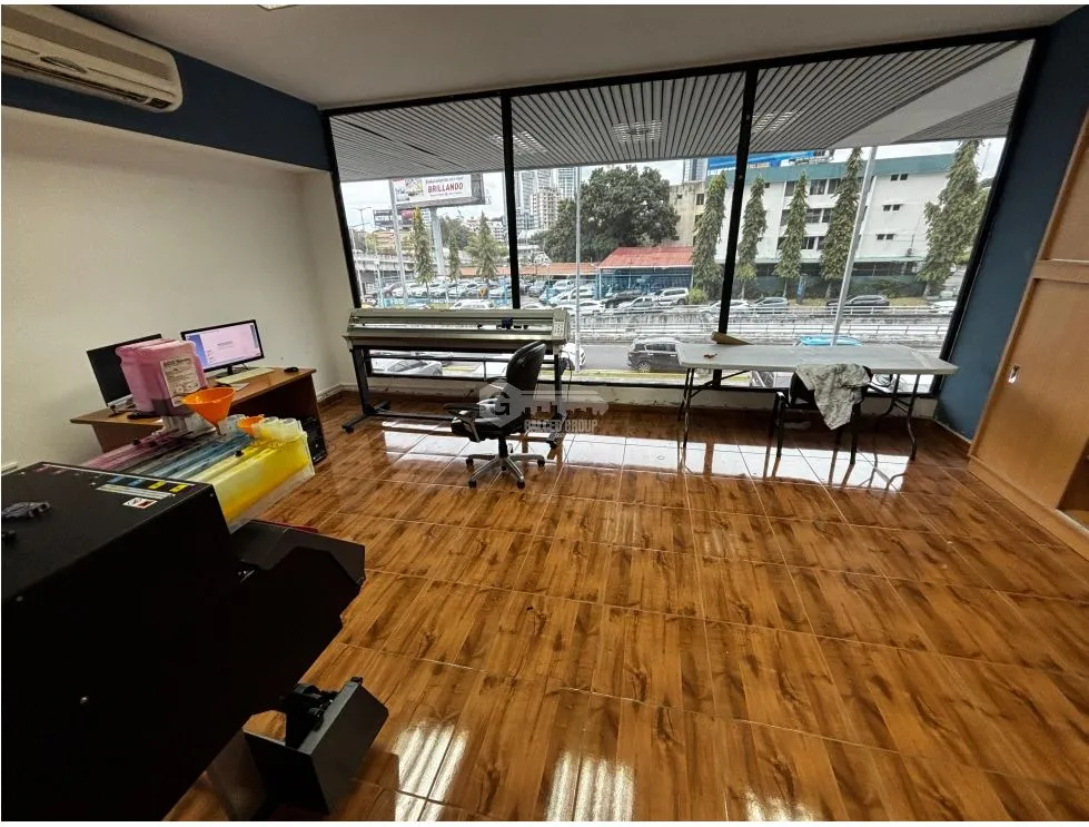 Commercial Space for sale in Tumba Muerto