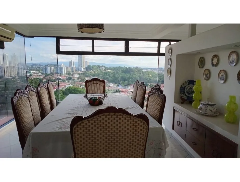 Single Family House for sale in La Alameda