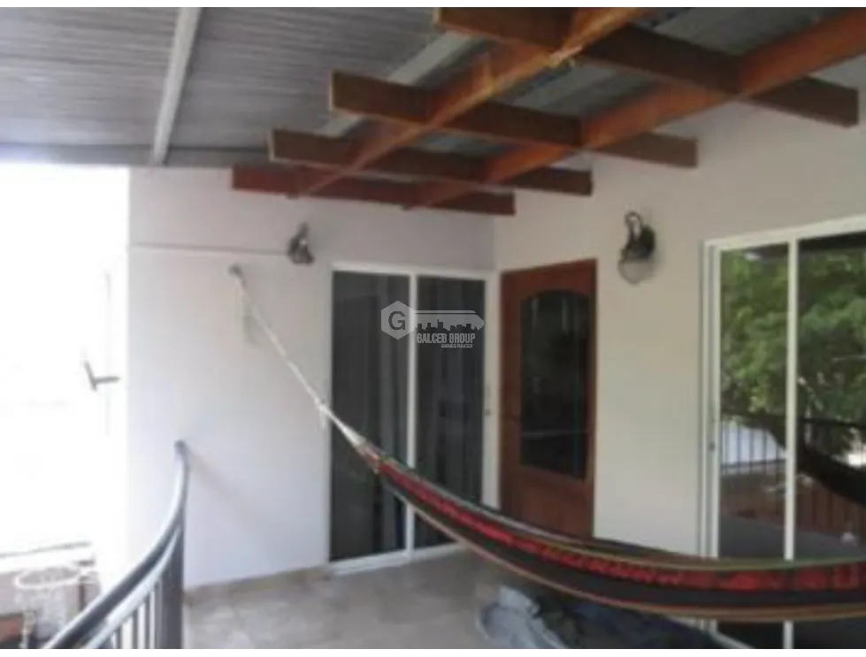 SAN FRANCISCO / ALTOS DEL GOLF / 500M / 4 HABITACIONES / JACUZZI JC