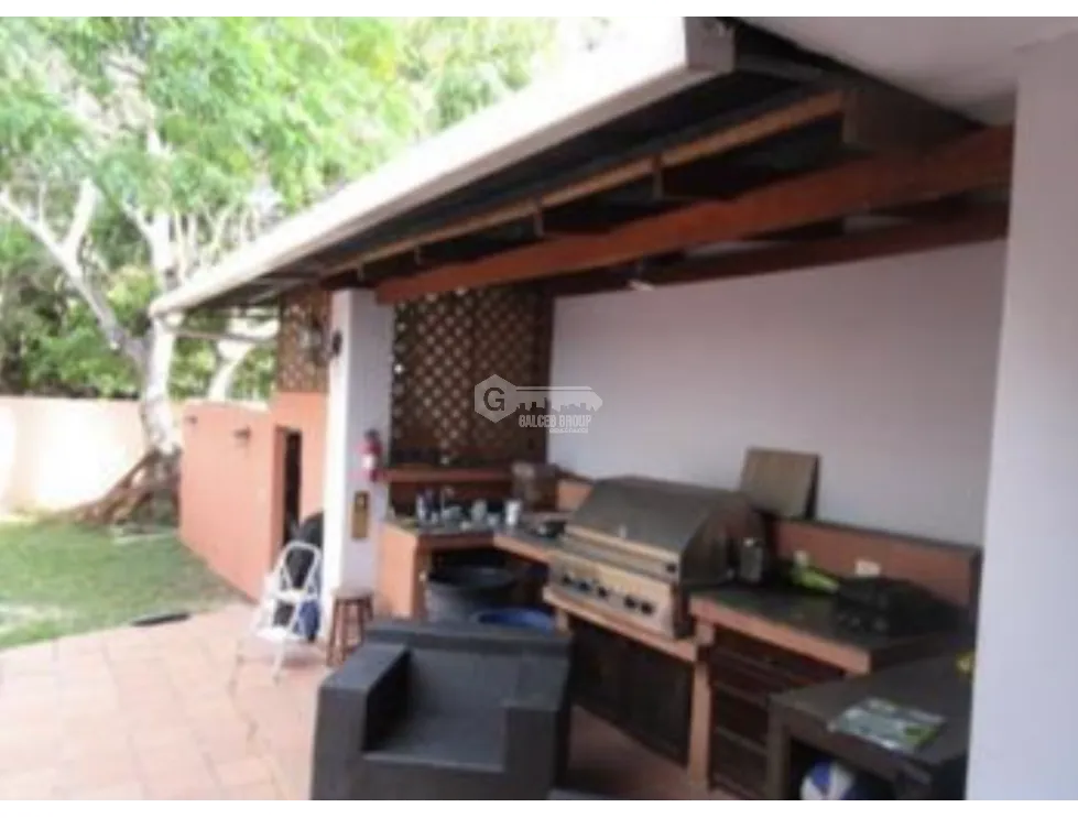 SAN FRANCISCO / ALTOS DEL GOLF / 500M / 4 HABITACIONES / JACUZZI JC